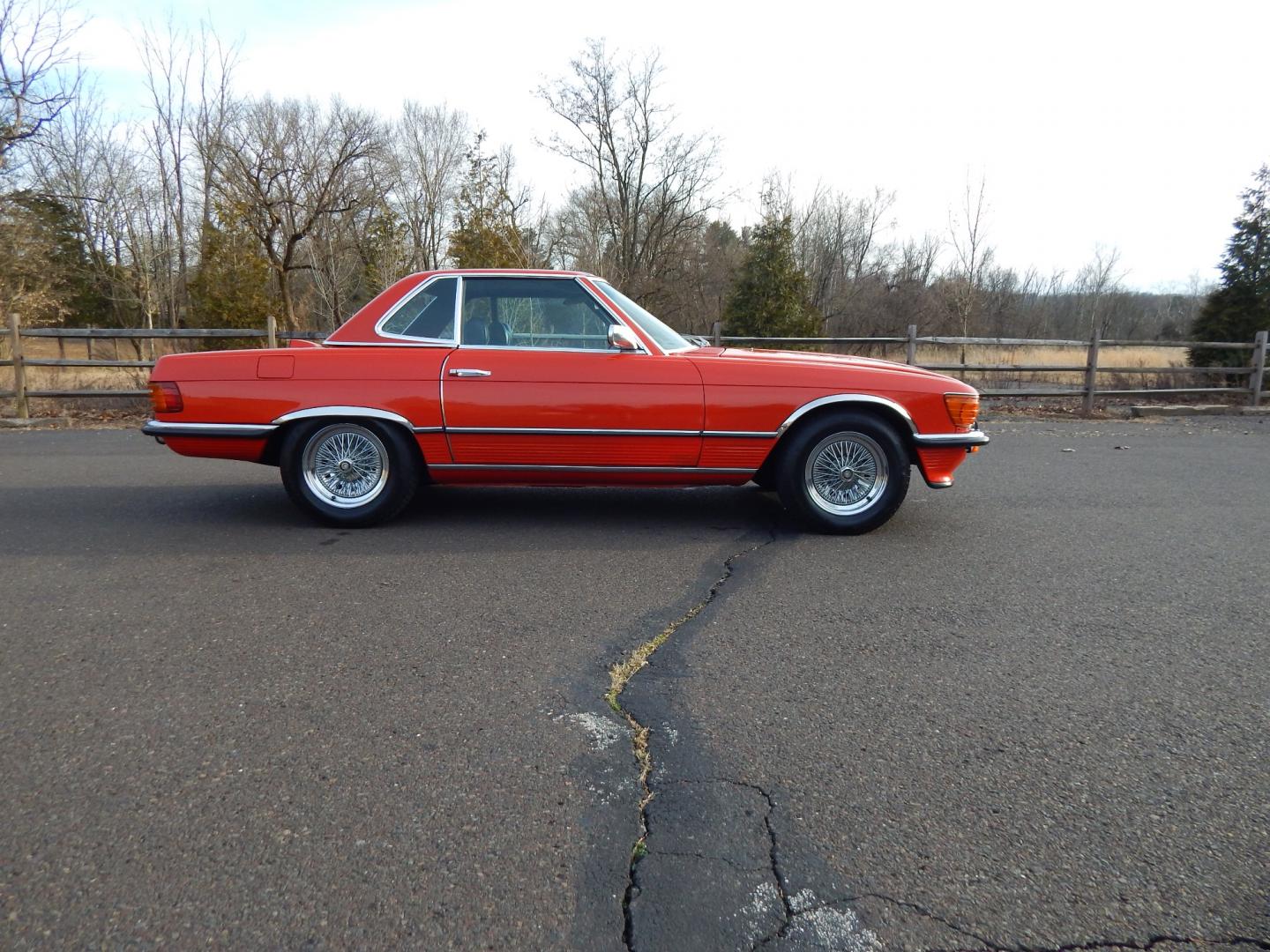 1972 Signal Red /Black Leather Mercedes-Benz 450SL 450SL (10704412000) with an 4.5L V8 engine, Automatic transmission, located at 6528 Lower York Road, New Hope, PA, 18938, (215) 862-9555, 40.358707, -74.977882 - Here we have a beautiful 1972 Mercedes 450SL. Options include: black leather, hard top and soft top, AM/FM/TAPE radio, parking lights, VDO Klenzle clock, Berger Mangel stamped 15 inch wheels with 4 Kelly Navigator 800S tires. This vehicle comes with a car cover and a list of records of work done to - Photo#4